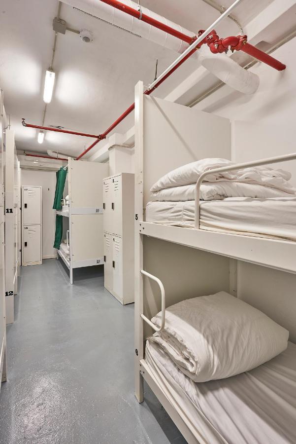 Hola Hostal Collblanc L'Hospitalet de Llobregat Eksteriør billede