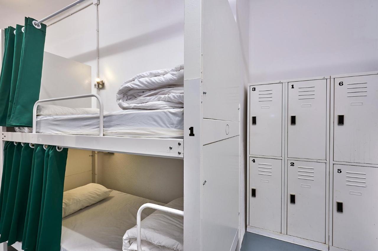 Hola Hostal Collblanc L'Hospitalet de Llobregat Eksteriør billede